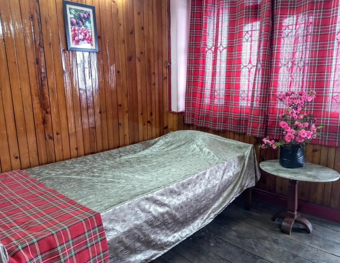 West Point Backpackers Hostel 다르질링 외부 사진